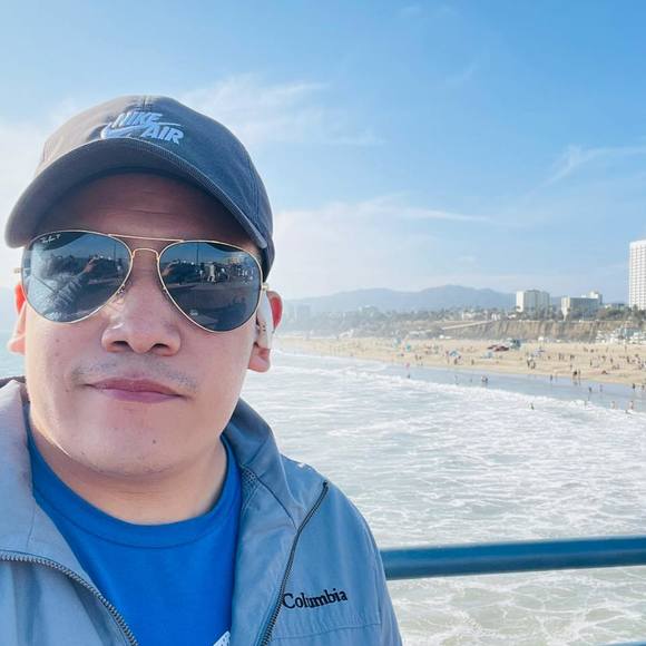 Meet your Posher, Yovani - Picture 1 of 1